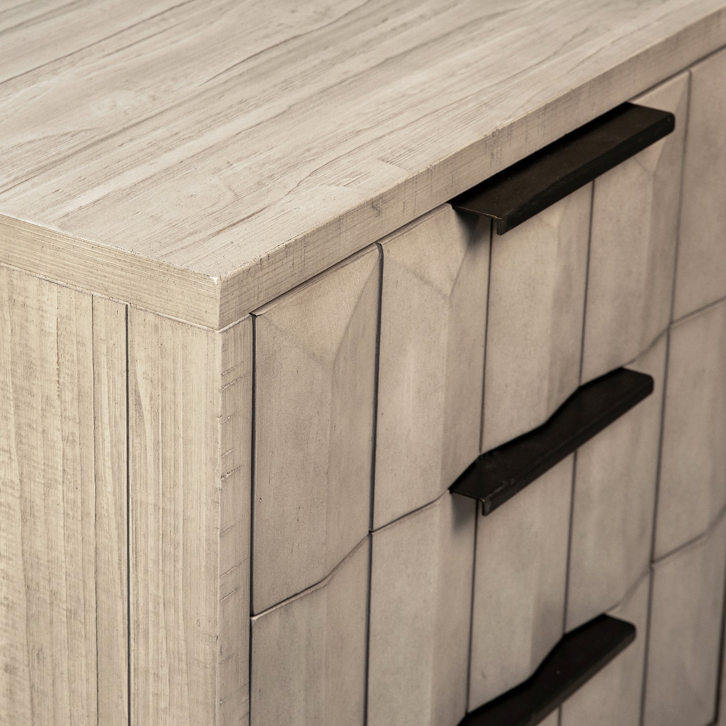 Aldwin Nightstand