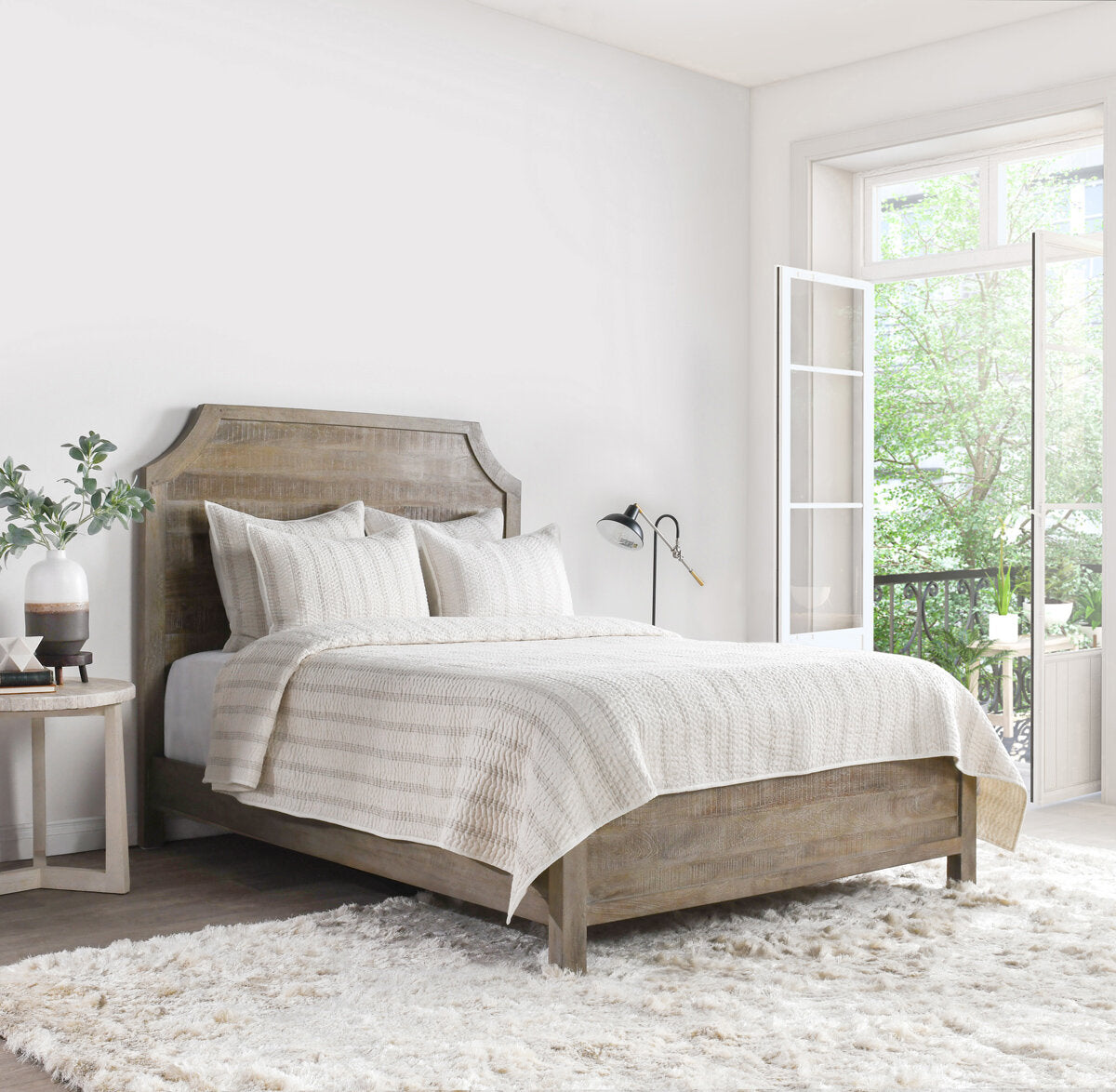 Aldwin Eggshell Cotton Linen King Quilt